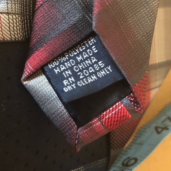 PIERRE CARDIN Tie Men's Size O/S Red Gray Multicolor Slim Black Tie Profesional - Picture 6 of 8
